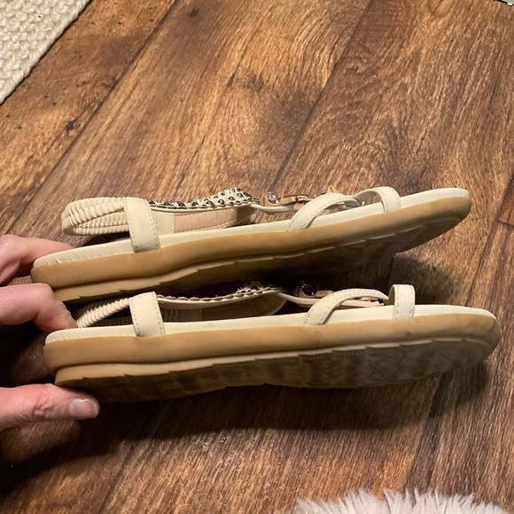 Alicegana Womens 11 Sandals Shoes Comfort Walking Non Slip Jeweled Bohemian Flat - Picture 8 of 9